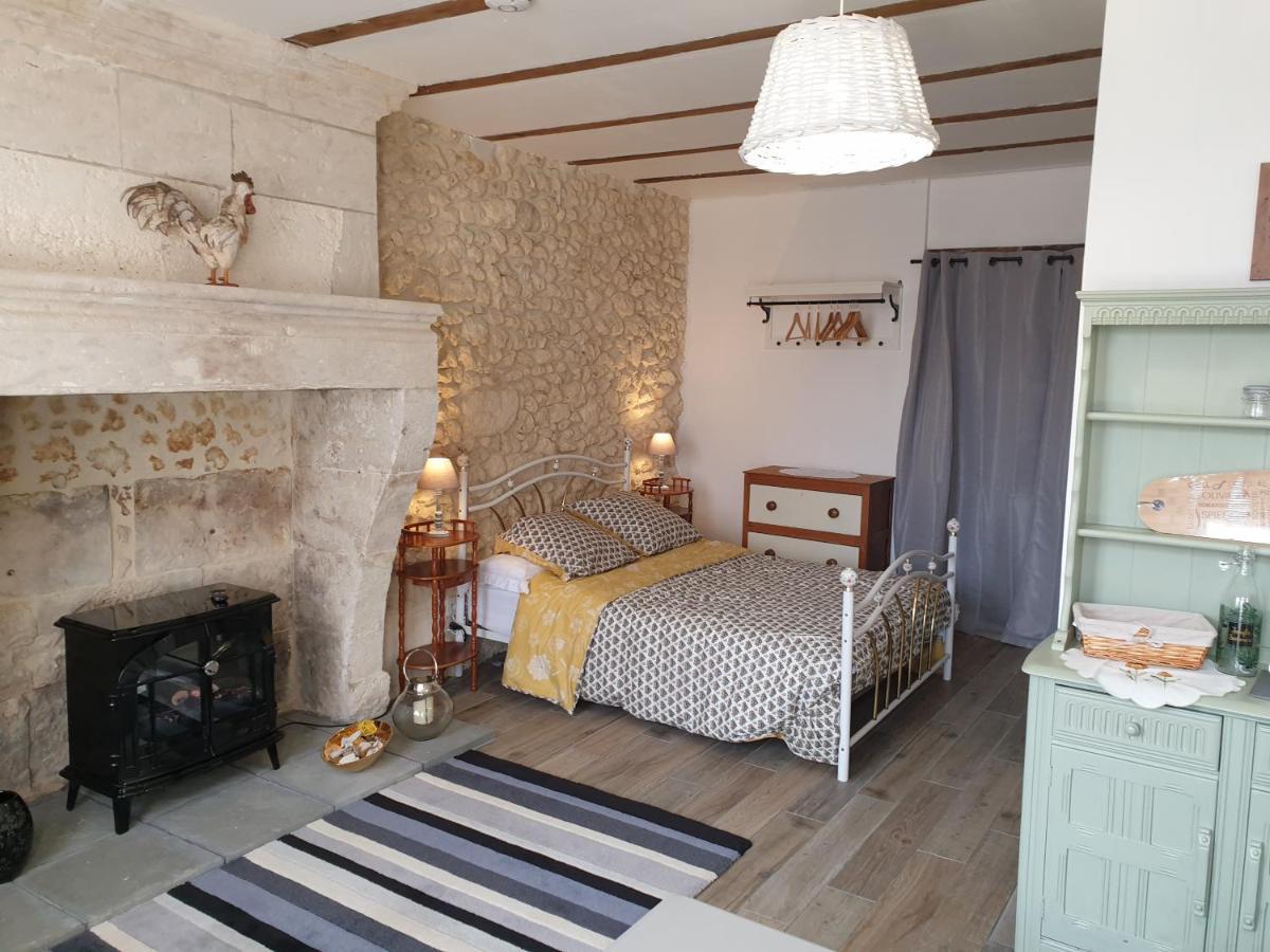مبيت وإفطار La Vieille Grange - Saint-Privat-des-Prés المظهر الخارجي الصورة